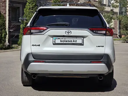 Toyota RAV4 2023 года за 18 900 000 тг. в Алматы – фото 4