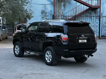 Toyota 4Runner 2018 года за 14 000 000 тг. в Актобе – фото 4