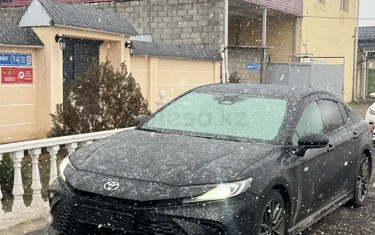 Toyota Camry 2024 года за 17 300 000 тг. в Шымкент