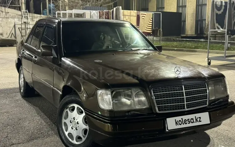 Mercedes-Benz E 280 1994 года за 2 400 000 тг. в Алматы