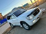 Toyota Land Cruiser 1999 годаfor8 200 000 тг. в Актобе