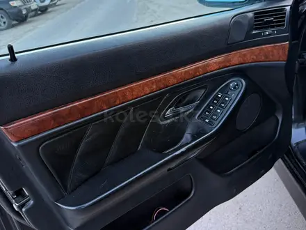 BMW 528 1997 года за 2 700 000 тг. в Алматы – фото 10