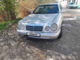 Mercedes-Benz E 230 1996 года за 2 500 000 тг. в Тараз