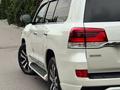 Toyota Land Cruiser 2017 года за 31 000 000 тг. в Алматы – фото 8