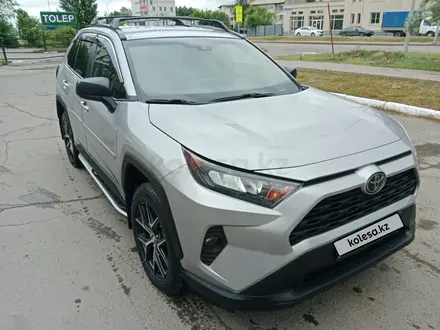 Toyota RAV4 2019 года за 13 100 000 тг. в Астана – фото 4