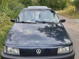 Volkswagen Passat 1993 годаfor2 000 000 тг. в Шымкент