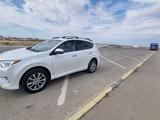 Toyota RAV4 2017 года за 9 500 000 тг. в Актау – фото 2