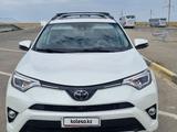 Toyota RAV4 2017 года за 9 500 000 тг. в Актау