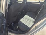 Volkswagen Golf 2010 года за 2 500 000 тг. в Атырау – фото 5