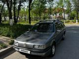Volkswagen Passat 1993 года за 1 400 000 тг. в Шымкент – фото 2