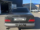 Mercedes-Benz E 200 1993 годаүшін1 550 000 тг. в Талдыкорган – фото 3