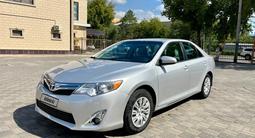 Toyota Camry 2014 года за 9 000 000 тг. в Уральск – фото 2