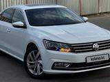 Volkswagen Passat 2017 годаfor9 499 999 тг. в Алматы