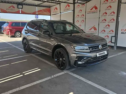 Volkswagen Tiguan 2020 года за 9 000 000 тг. в Алматы – фото 3