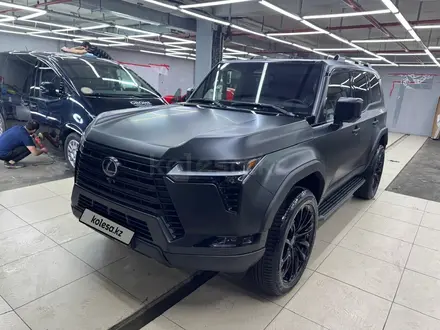 Lexus GX 550 2025 года за 59 000 000 тг. в Алматы