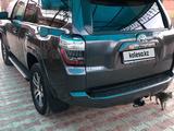 Toyota 4Runner 2018 года за 16 000 000 тг. в Актобе – фото 3