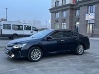 Toyota Camry 2015 года за 7 200 000 тг. в Атырау