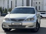 Toyota Camry 2002 годаүшін4 100 000 тг. в Астана – фото 2