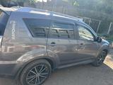 Mitsubishi Outlander 2010 года за 4 500 000 тг. в Астана – фото 4