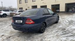 Mercedes-Benz C 200 2001 года за 3 200 000 тг. в Уральск – фото 3