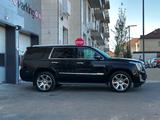 Cadillac Escalade 2016 года за 23 500 000 тг. в Шымкент