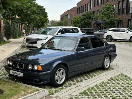 BMW 520 1995 года за 2 800 000 тг. в Алматы – фото 14