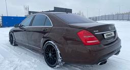 Mercedes-Benz S 500 2010 годаүшін8 912 700 тг. в Астана – фото 4