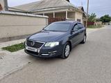 Volkswagen Passat 2010 года за 4 500 000 тг. в Шымкент – фото 2
