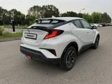 Toyota C-HR 2023 годаfor11 660 000 тг. в Алматы