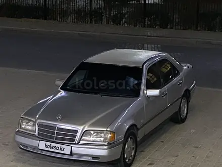 Mercedes-Benz C 280 1995 года за 2 200 000 тг. в Жанаозен