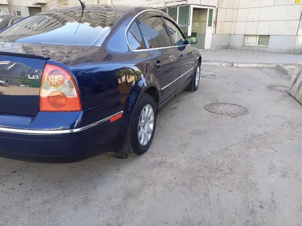 Volkswagen Passat 2004 года за 3 000 000 тг. в Астана – фото 12