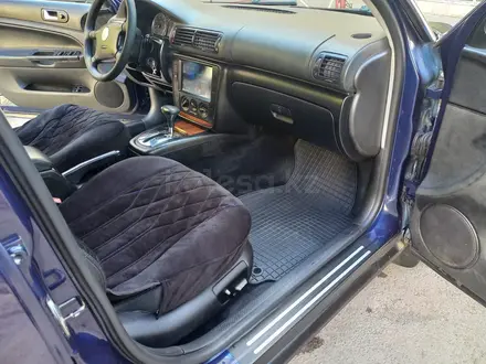 Volkswagen Passat 2004 года за 3 000 000 тг. в Астана – фото 8