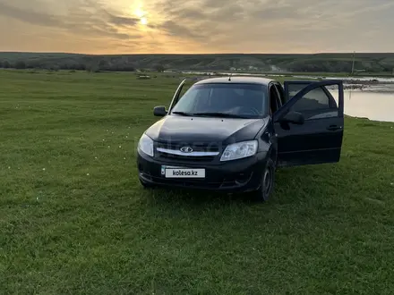 ВАЗ (Lada) Granta 2190 2013 года за 1 600 000 тг. в Шымкент