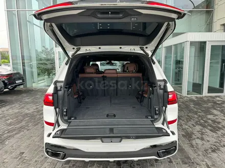 BMW X7 2021 года за 34 000 000 тг. в Алматы – фото 15