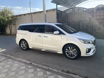 Kia Carnival 2019 года за 14 000 000 тг. в Шымкент – фото 4