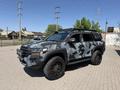 Toyota Land Cruiser 2017 года за 40 000 000 тг. в Караганда