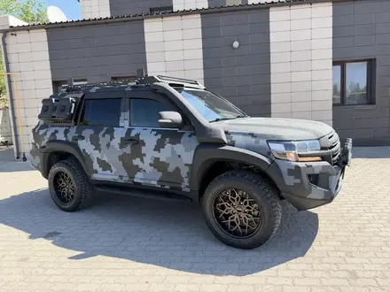 Toyota Land Cruiser 2017 года за 40 000 000 тг. в Караганда – фото 6