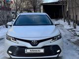 Toyota Camry 2019 года за 14 300 000 тг. в Шымкент – фото 5