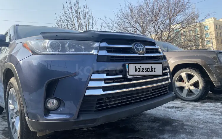 Toyota Highlander 2018 года за 18 000 000 тг. в Алматы