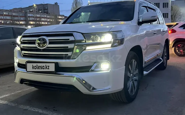 Toyota Land Cruiser 2017 годаүшін35 000 000 тг. в Актобе