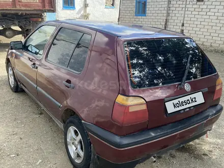 Volkswagen Golf 1993 года за 850 000 тг. в Семей – фото 3