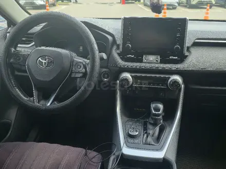 Toyota RAV4 2019 года за 13 000 000 тг. в Астана – фото 6