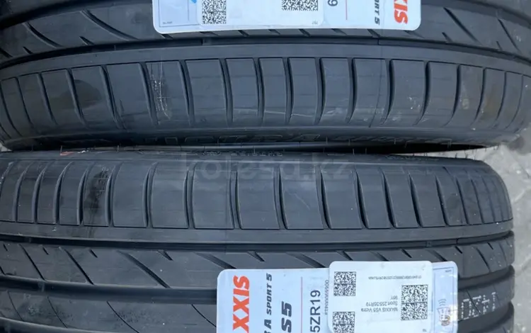 Шины Maxxis 255/35/r19 VS5 за 67 500 тг. в Алматы