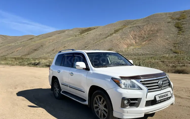 Lexus LX 570 2014 годаүшін28 000 000 тг. в Астана