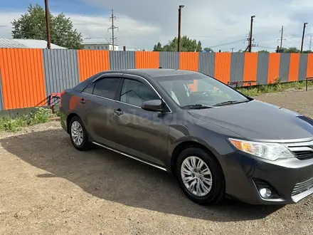 Toyota Camry 2013 года за 5 200 000 тг. в Уральск – фото 2