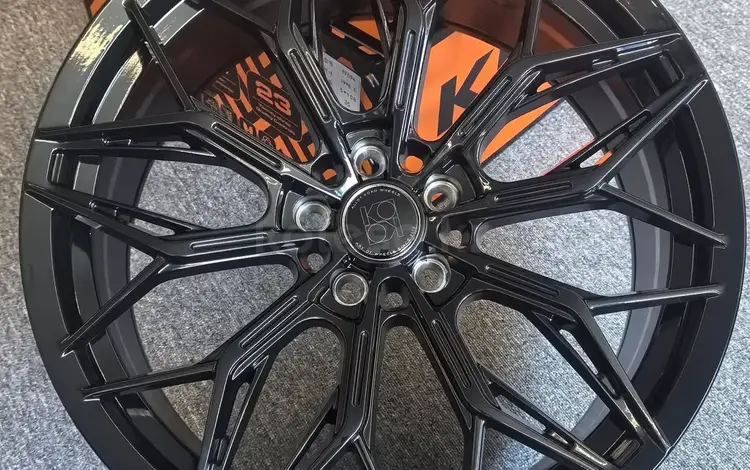 FlowForm черные R19 8, 5J ET35 5x112үшін400 000 тг. в Алматы