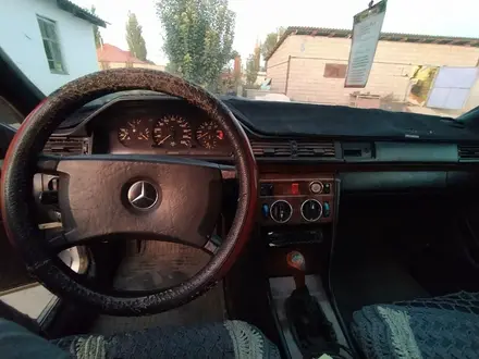 Mercedes-Benz E 230 1991 года за 1 000 000 тг. в Шымкент – фото 4