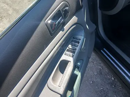 Volkswagen Passat 2003 года за 2 500 000 тг. в Кокшетау – фото 2