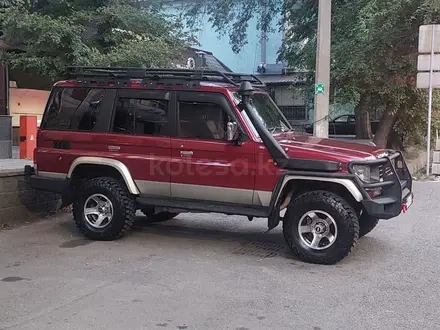 Toyota Land Cruiser Prado 1995 года за 10 000 000 тг. в Алматы – фото 30