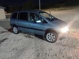 Opel Zafira 2004 года за 3 100 000 тг. в Семей – фото 2